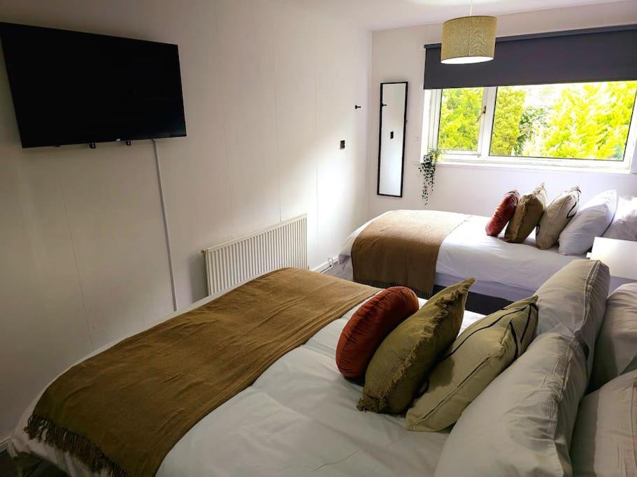 Homebird Property - Buckton House Лидс Экстерьер фото